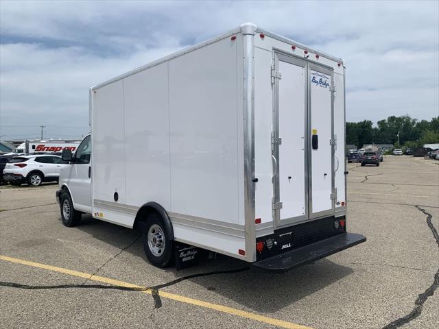 2025 GMC Savana Cutaway Work Van