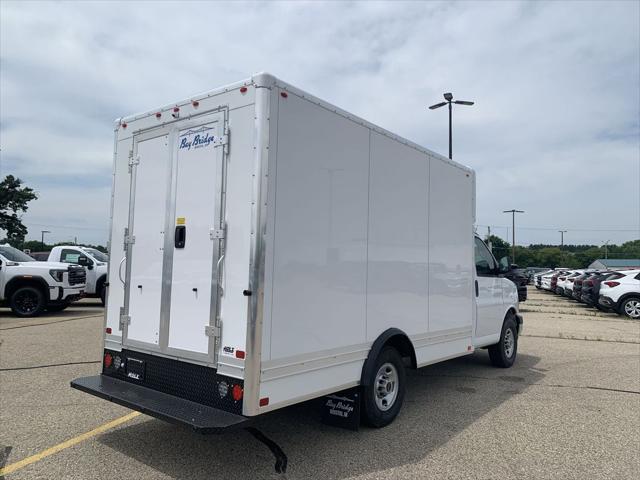 2025 GMC Savana Cutaway Work Van