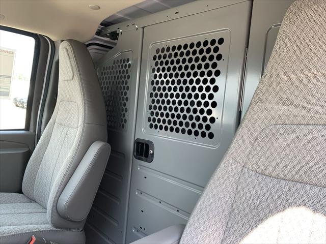 2025 GMC Savana Cargo RWD 2500 Extended Wheelbase Work Van
