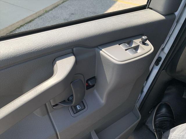 2025 GMC Savana Cargo RWD 2500 Extended Wheelbase Work Van