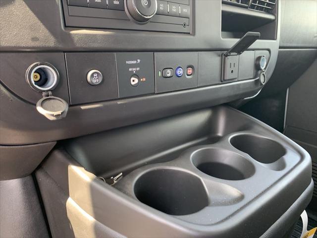 2025 GMC Savana Cargo RWD 2500 Extended Wheelbase Work Van