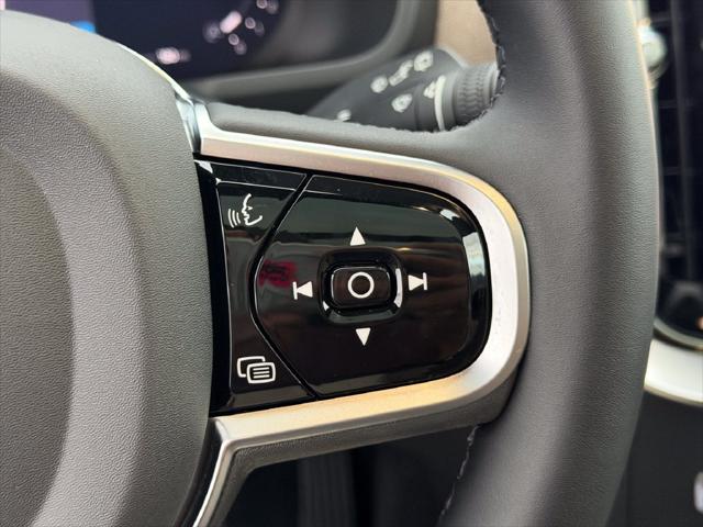 2026 Volvo XC90 Ultra, B5 AWD Gas mild hybrid, Gasoline, Bright, 7 Seats