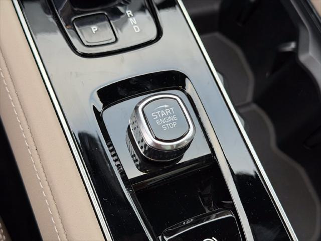 2026 Volvo XC90 Ultra, B5 AWD Gas mild hybrid, Gasoline, Bright, 7 Seats