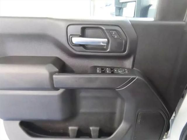 2023 Chevrolet Silverado 2500HD 4WD Crew Cab Standard Bed Custom
