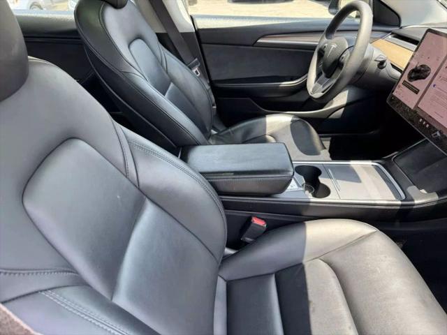 2022 Tesla Model 3 Rear-Wheel Drive