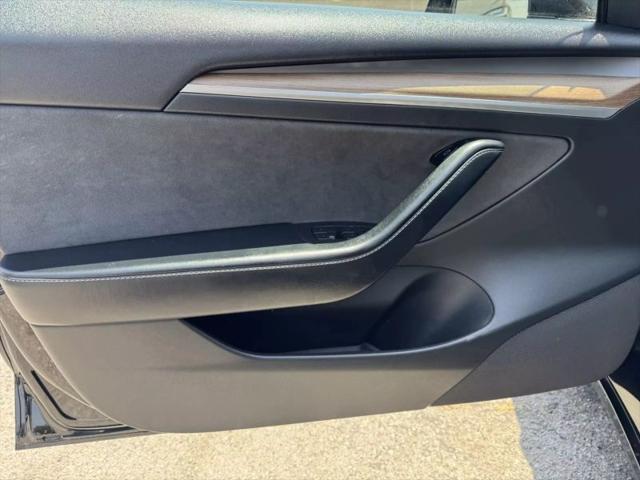 2022 Tesla Model 3 Rear-Wheel Drive