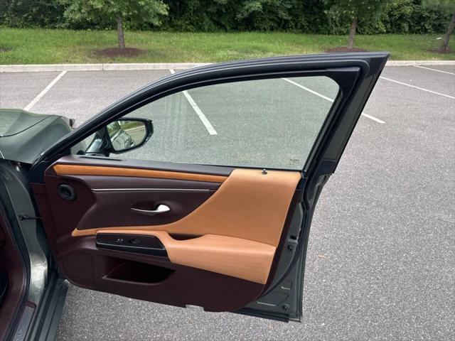 2019 Lexus ES 350 Ultra Luxury