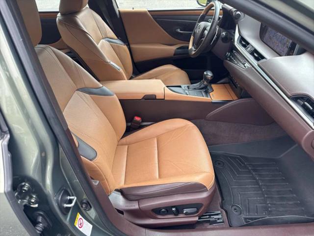 2019 Lexus ES 350 Ultra Luxury