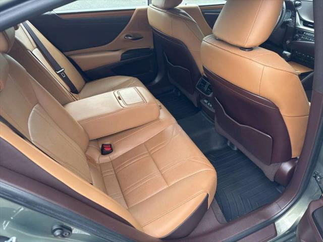 2019 Lexus ES 350 Ultra Luxury