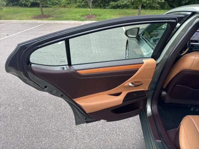 2019 Lexus ES 350 Ultra Luxury