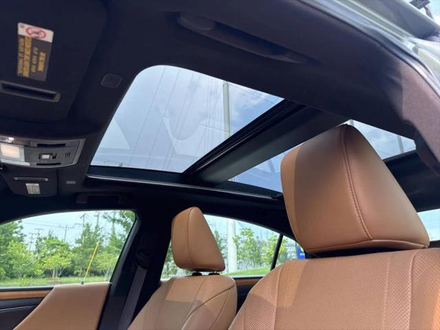 2019 Lexus ES 350 Ultra Luxury