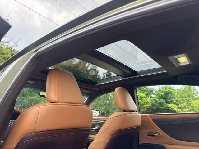 2019 Lexus ES 350 Ultra Luxury