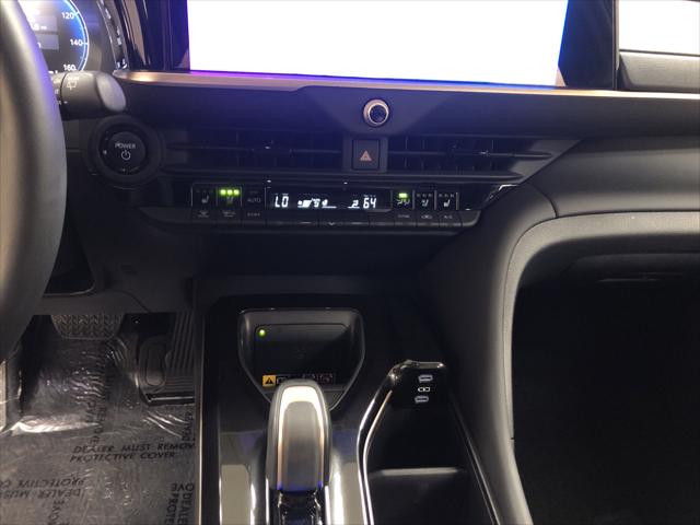 2025 Toyota Crown Signia Limited