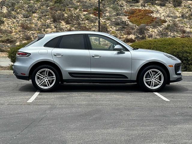 2025 Porsche Macan AWD