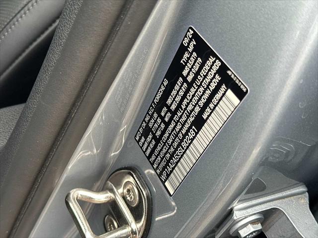 2025 Porsche Macan AWD