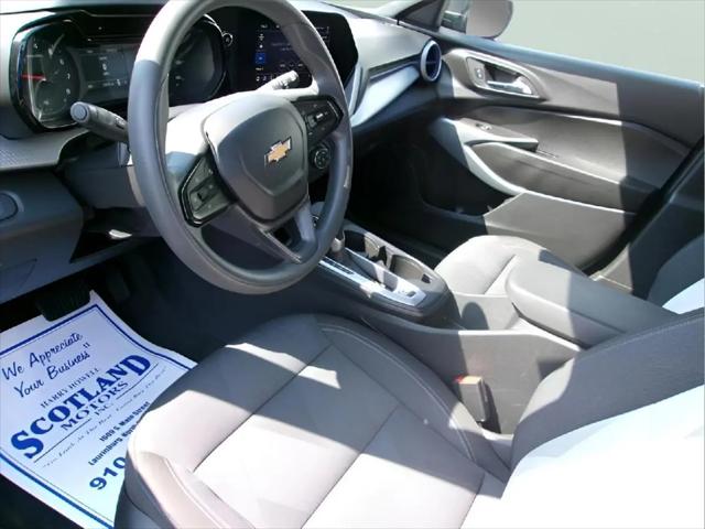 2025 Chevrolet Trax FWD LS