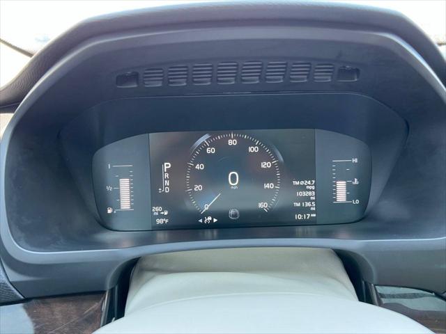 2019 Volvo XC90 T5 Momentum