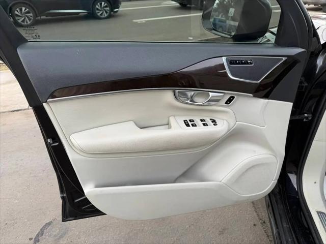 2019 Volvo XC90 T5 Momentum