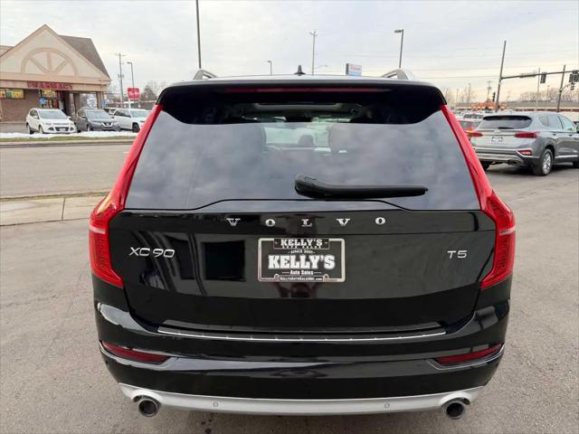 2019 Volvo XC90 T5 Momentum