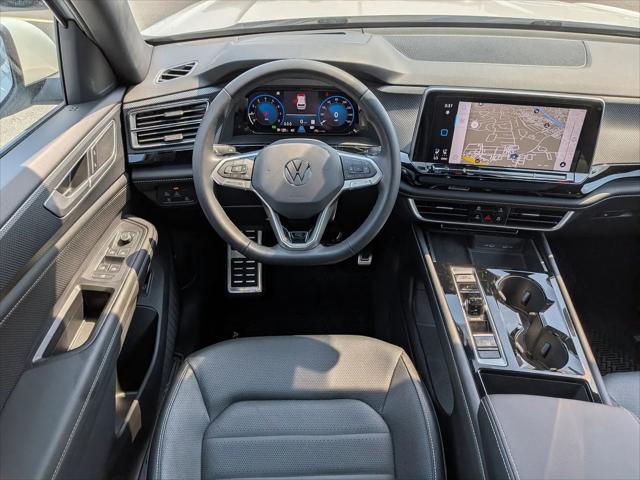 2024 Volkswagen Atlas Cross Sport 2.0T SEL R-Line