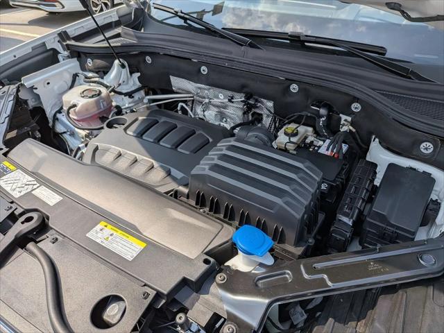 2024 Volkswagen Atlas Cross Sport 2.0T SEL R-Line