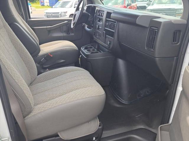 2025 Chevrolet Express Cargo Van RWD 2500 Regular Wheelbase WT