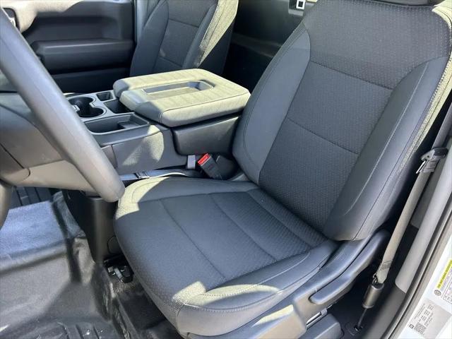 2025 GMC Sierra 2500HD 2WD Regular Cab Long Bed Pro