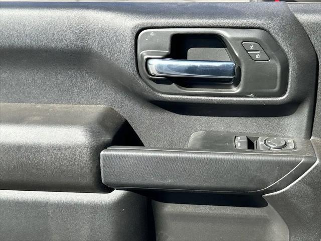 2025 GMC Sierra 2500HD 2WD Regular Cab Long Bed Pro