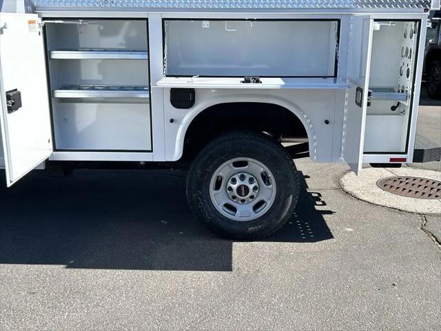 2025 GMC Sierra 2500HD 2WD Regular Cab Long Bed Pro