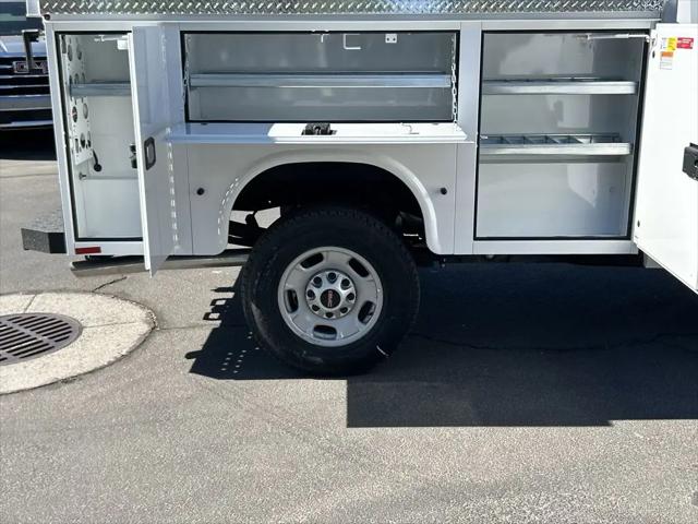 2025 GMC Sierra 2500HD 2WD Regular Cab Long Bed Pro