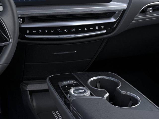 2025 Cadillac iQ Sport w/1SF