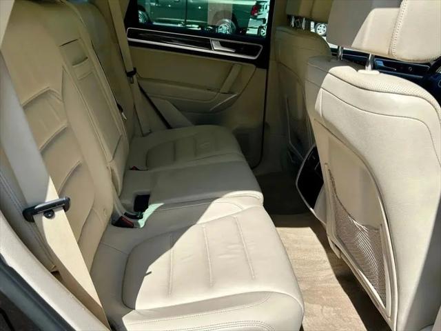 2016 Volkswagen Touareg TDI Lux