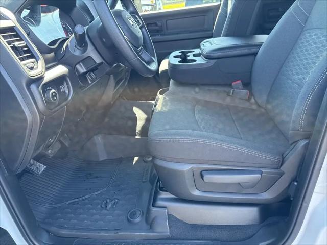 2025 Ram 2500 Tradesman Crew Cab 4x4 6'4" Box