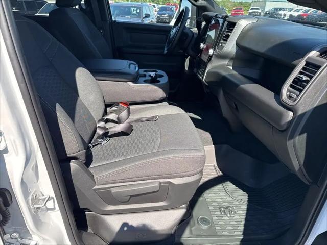 2025 Ram 2500 Tradesman Crew Cab 4x4 6'4" Box