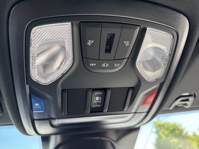 2025 Ram 2500 Tradesman Crew Cab 4x4 6'4" Box