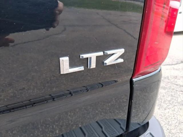 2021 Chevrolet Silverado 1500 4WD Crew Cab Short Bed LTZ