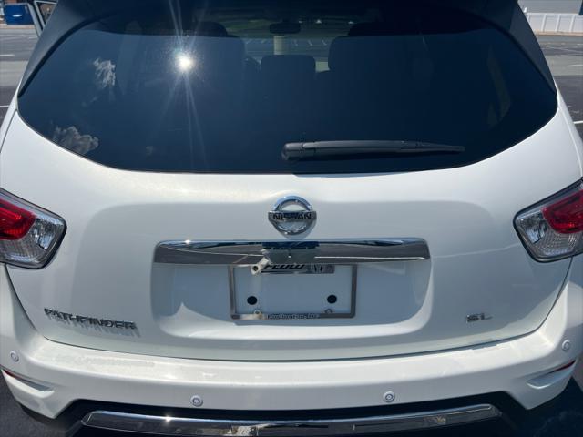 2014 Nissan Pathfinder SL