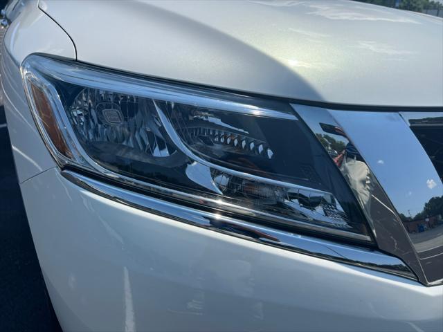 2014 Nissan Pathfinder SL