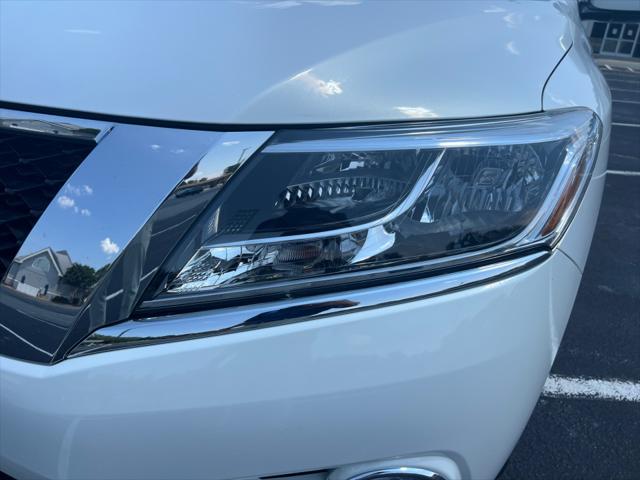 2014 Nissan Pathfinder SL
