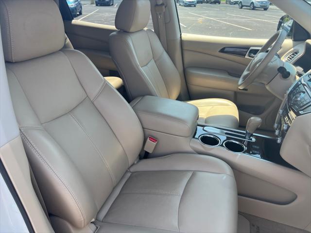 2014 Nissan Pathfinder SL