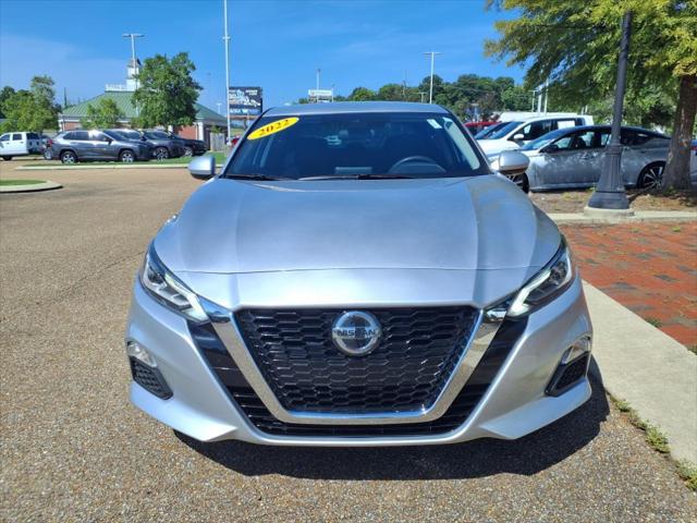 2022 Nissan Altima SV FWD