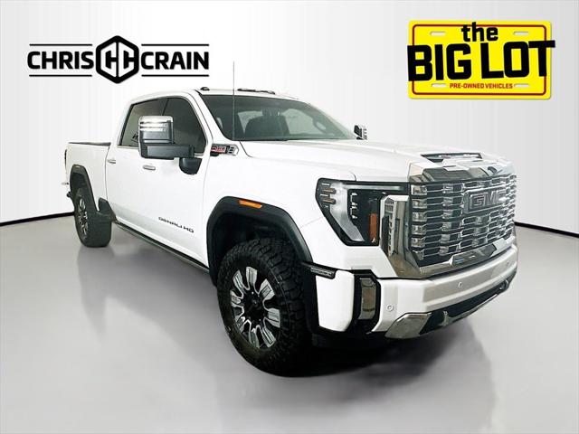 2024 GMC Sierra 2500HD 4WD Crew Cab Standard Bed Denali