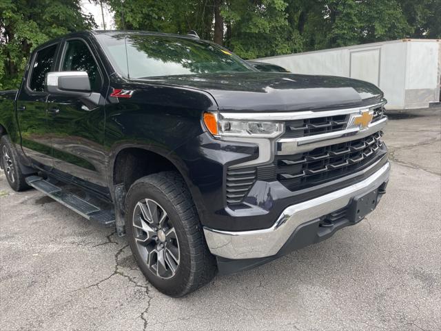 2022 Chevrolet Silverado 1500 4WD Crew Cab Standard Bed LT