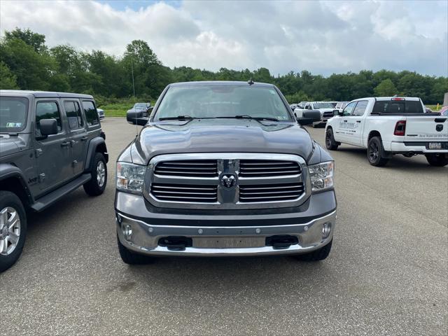 2017 RAM 1500 Big Horn Crew Cab 4x4 57 Box