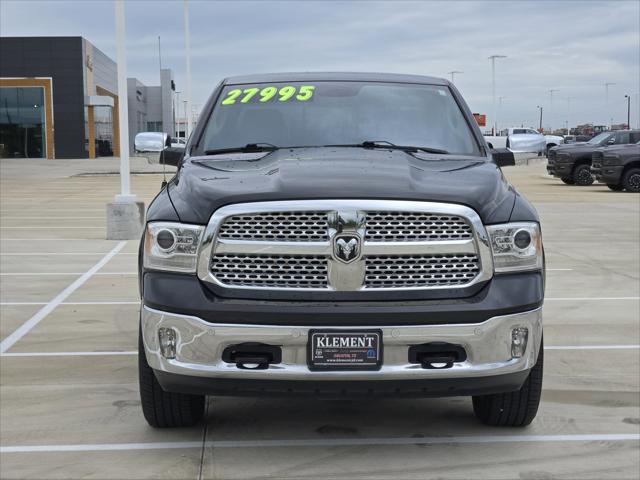 2017 RAM 1500 Laramie Crew Cab 4x4 57 Box