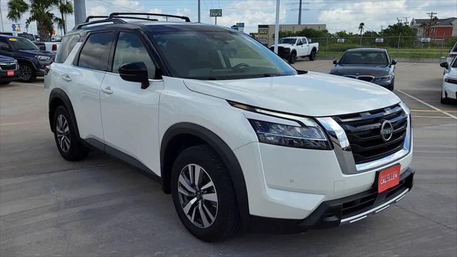 2024 Nissan Pathfinder SL FWD