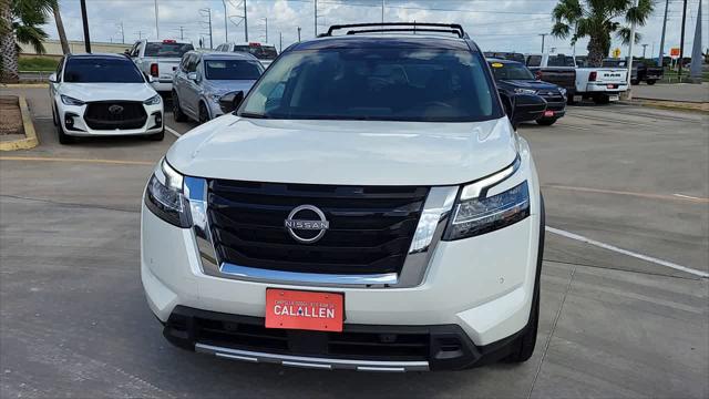 2024 Nissan Pathfinder SL FWD