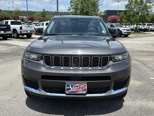 2023 Jeep Grand Cherokee L Laredo 4x4