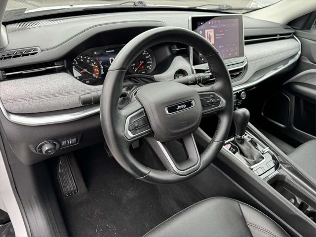 2022 Jeep Compass Latitude Lux 4x4