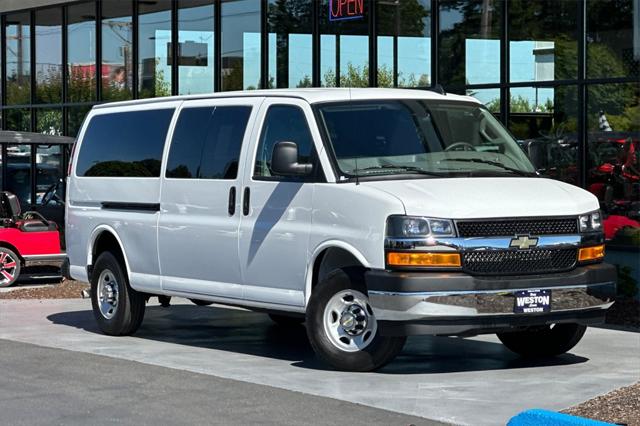 2024 Chevrolet Express Passenger RWD 3500 Extended Wheelbase LT